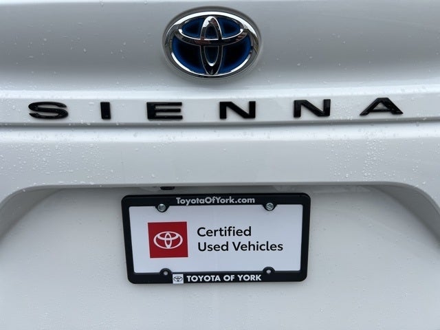 2022 Toyota Sienna XSE 7 Passenger